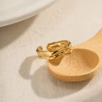 انگشتر لوکس مینیمالروکش طلا ماریس