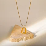 گردنبند ذوزنقه